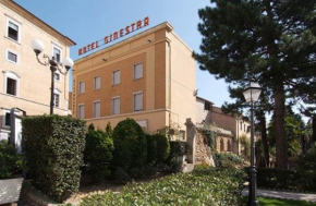 Гостиница Hotel La Ginestra  Реканати